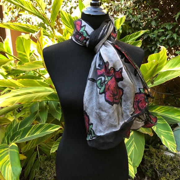 LV silk scarf - Picture 1 of 1